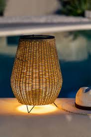 solar lamp buiten